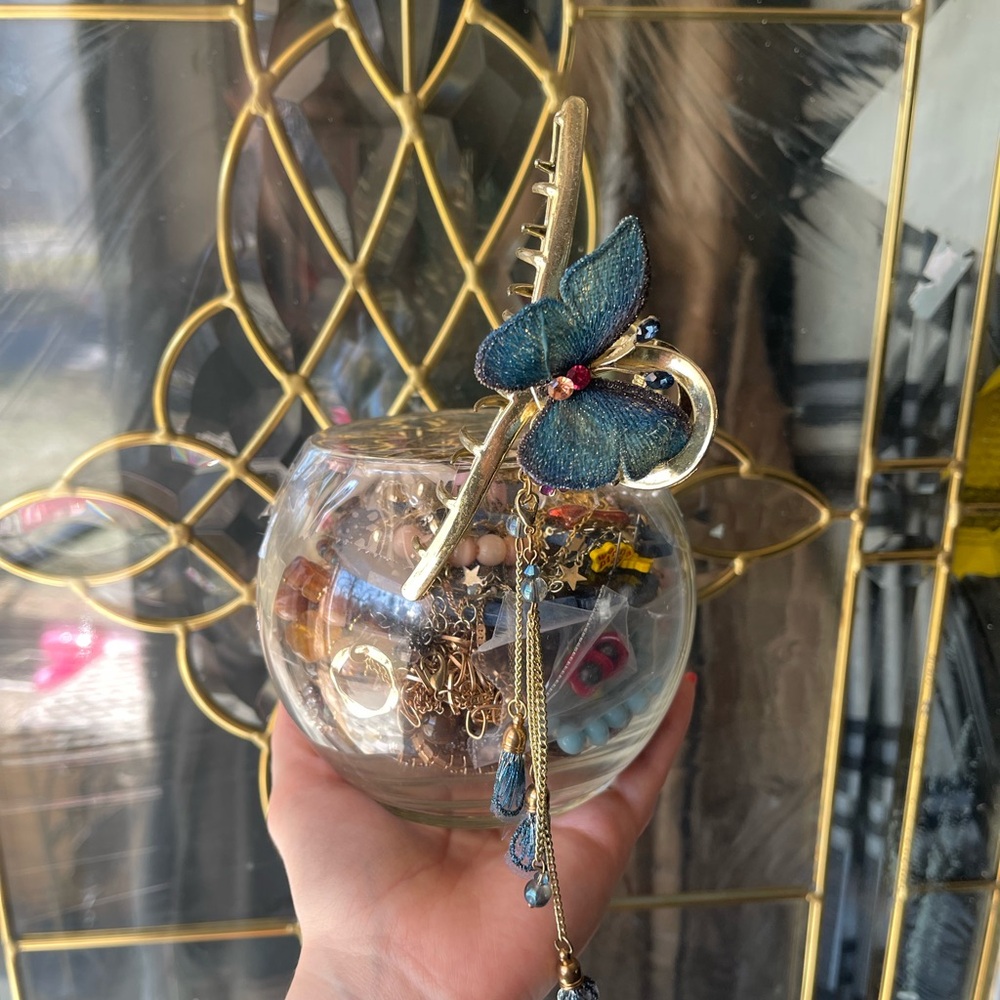 Jewelry jar